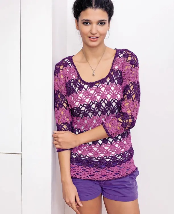 A light lace pullover is knitted quite simply, so even less experienced knitters can work on it.