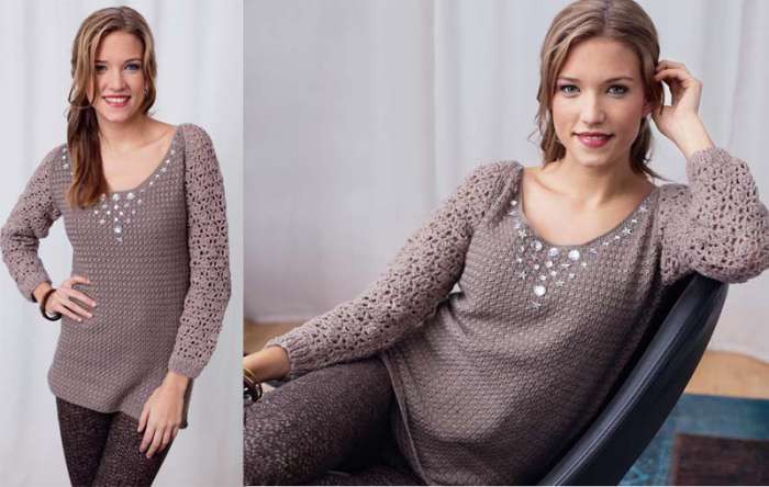 This feminine and elegant jumper is knitted from two types of yarn.