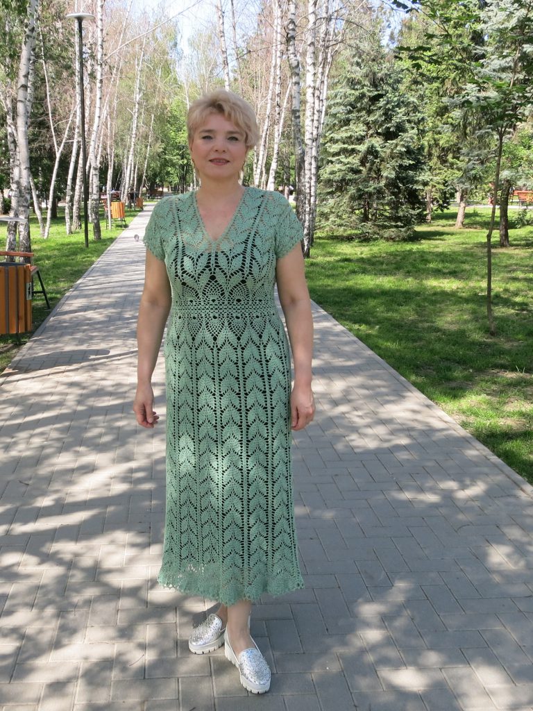 вязаное платье