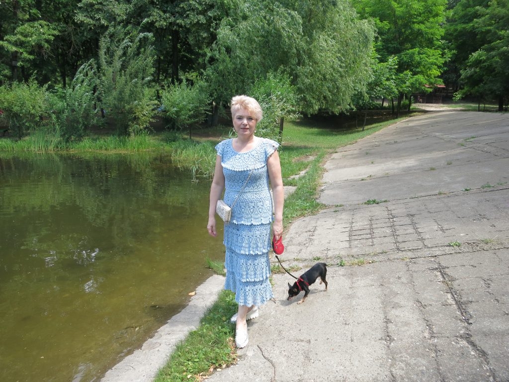 вязаное платье крючком