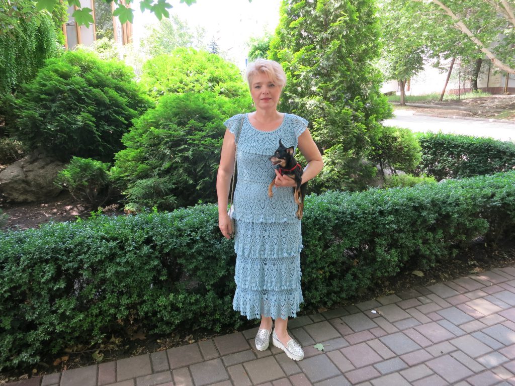 вязаное платье крючком