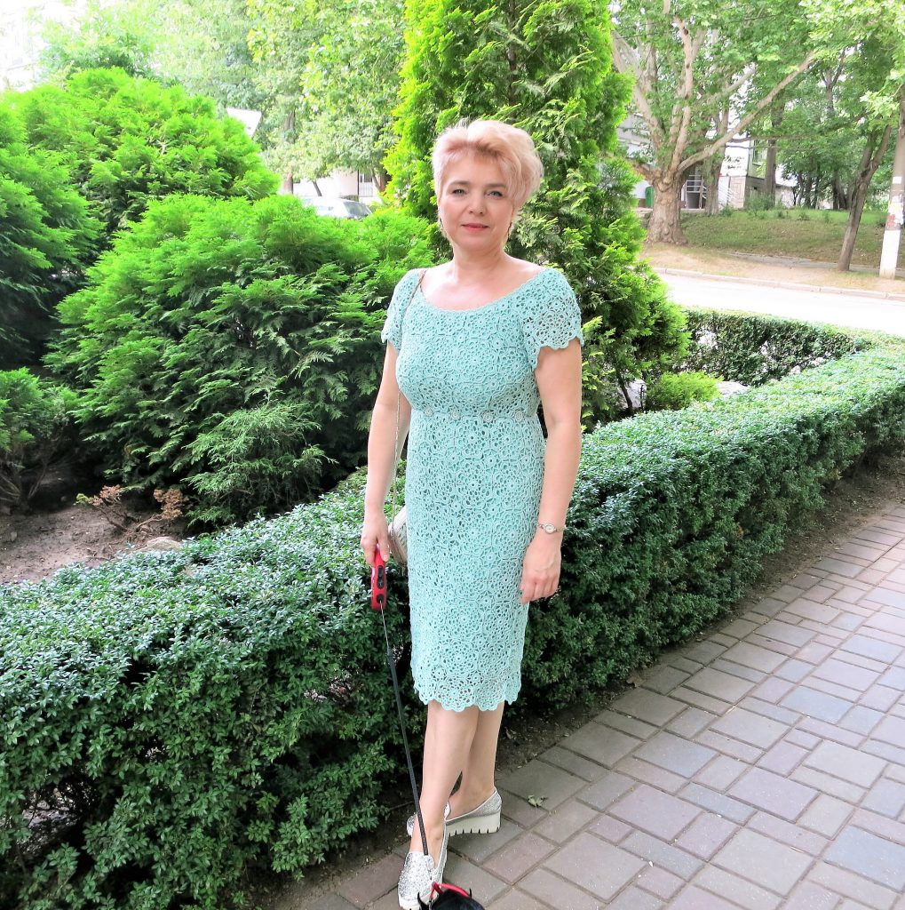 вязаное платье крючком