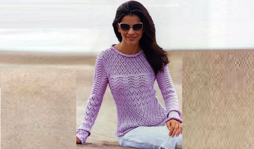 Openwork pullover with ruffles