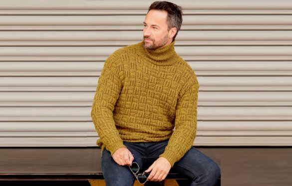вязаный свитер