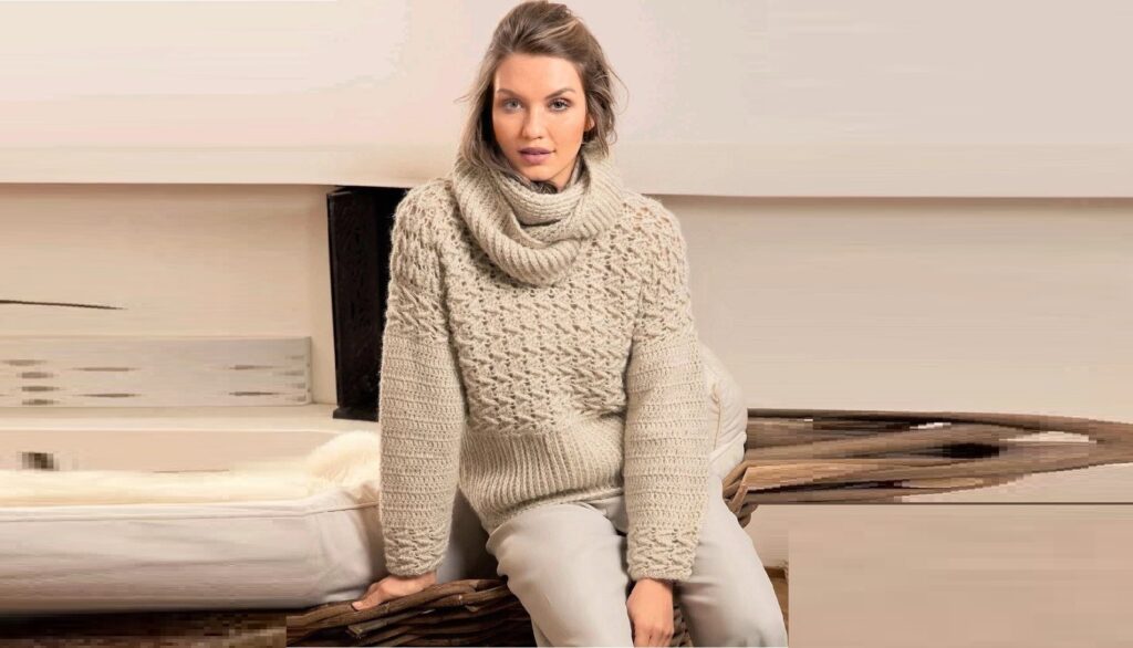 Pullover with a combination of patterns 