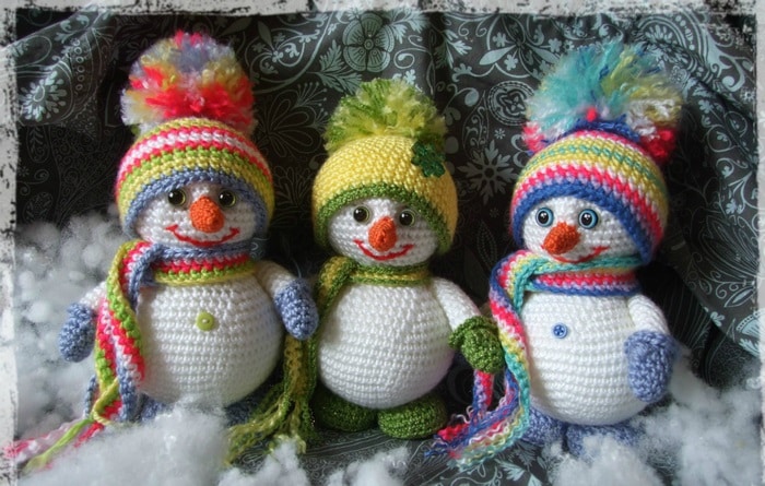 knitted snowman