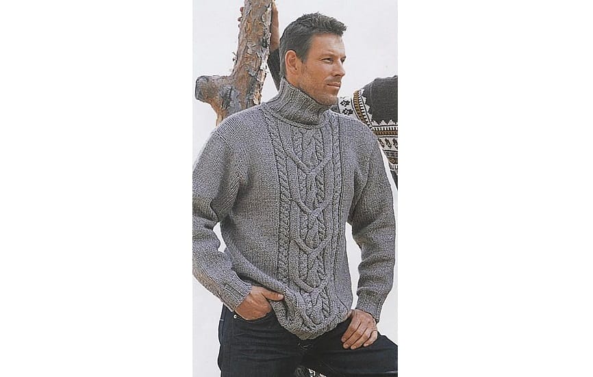 Men's sweater with a beautiful central braid