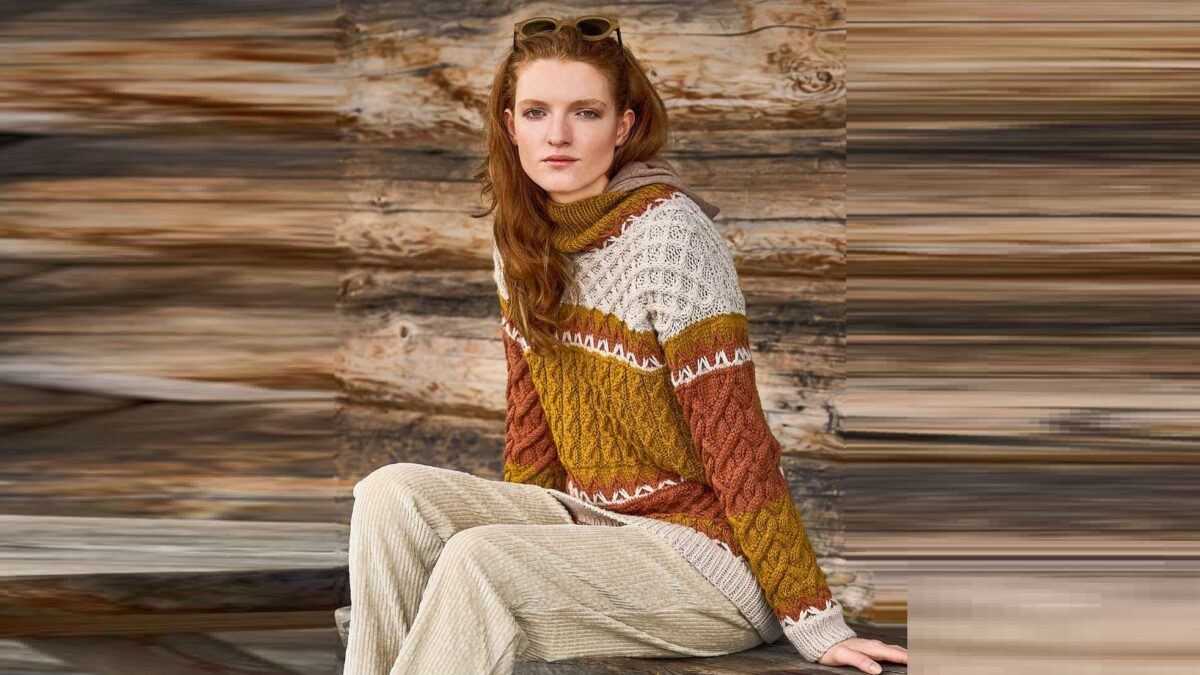 Разноцветный пуловер с миксом узоров