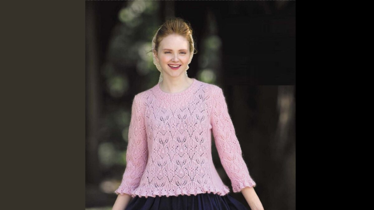 Openwork pullover with three-quarter sleeves