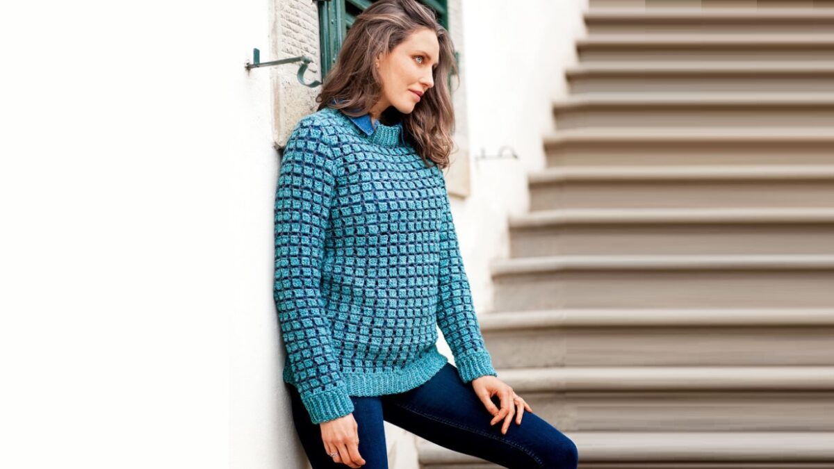 Two-tone ribbed jumper