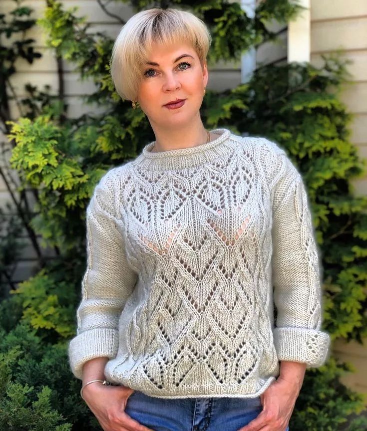 Jumper knitted 