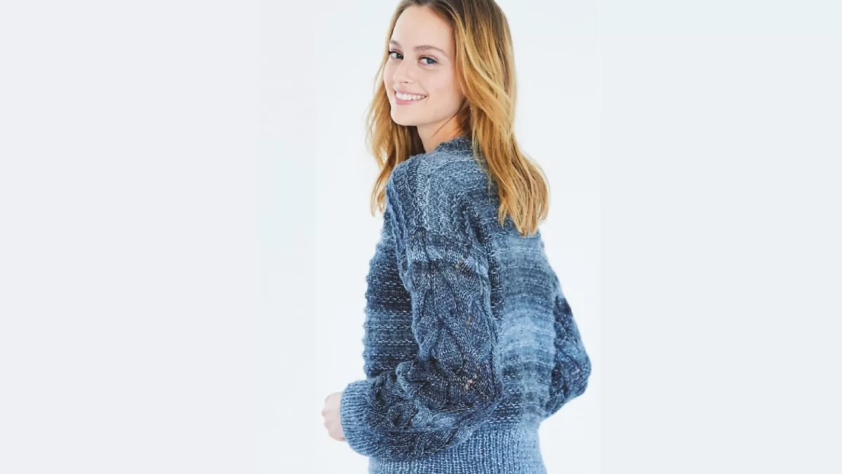 Пуловер с широкими планками