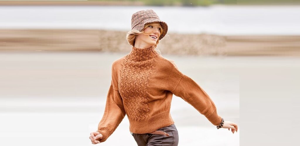 Pullover with stand-up collar