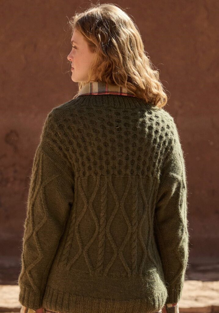 вязаный пуловер