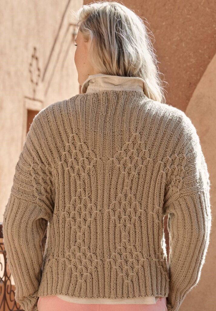 вязаный пуловер