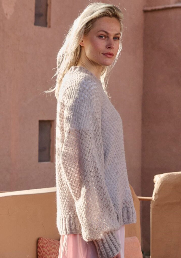 вязаный пуловер