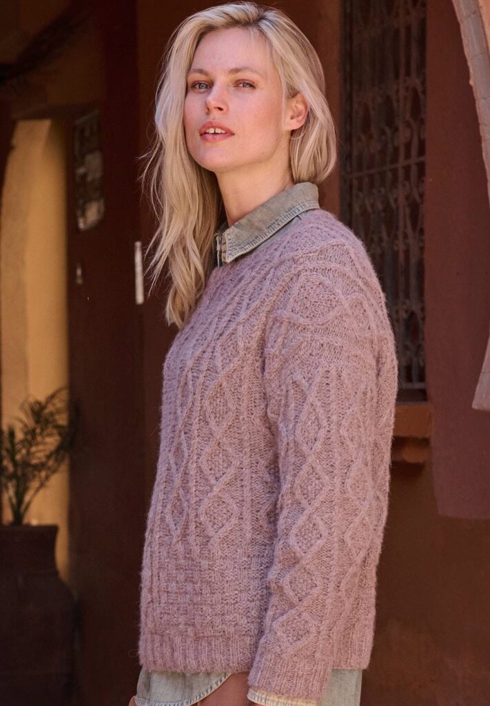 вязаный пуловер