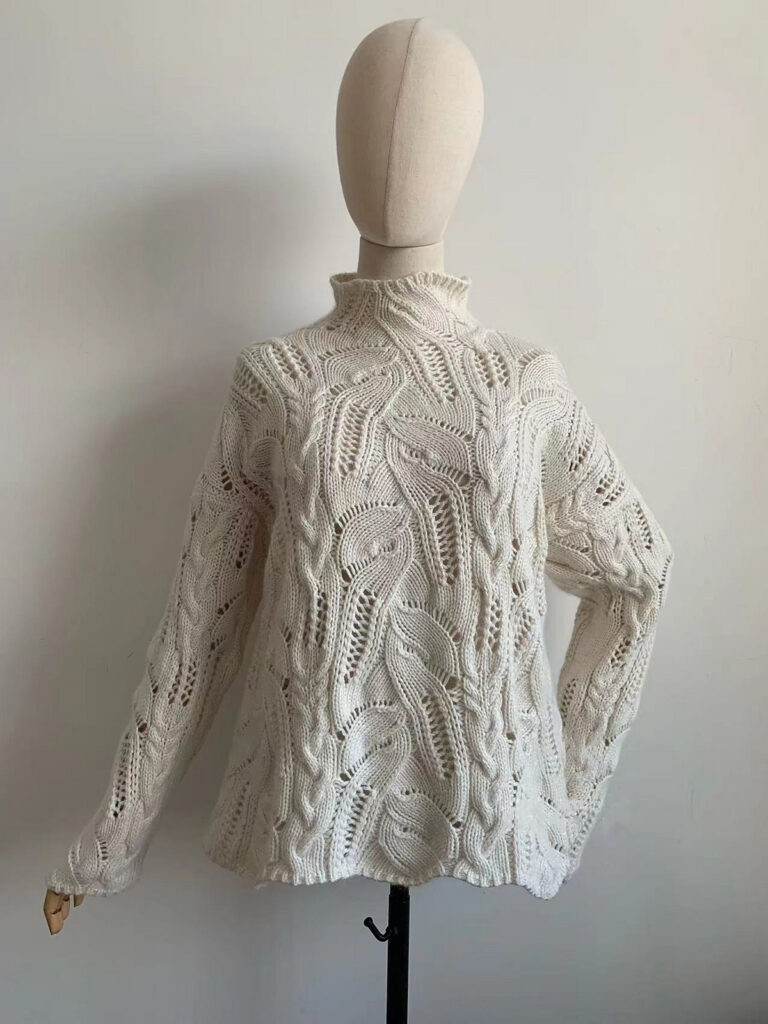 вязаный пуловер