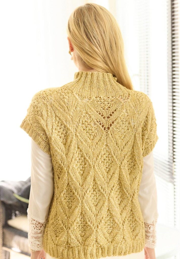 вязаный жилет