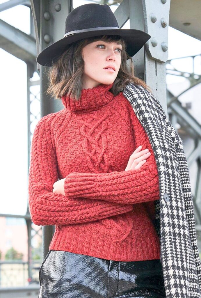 вязаный пуловер