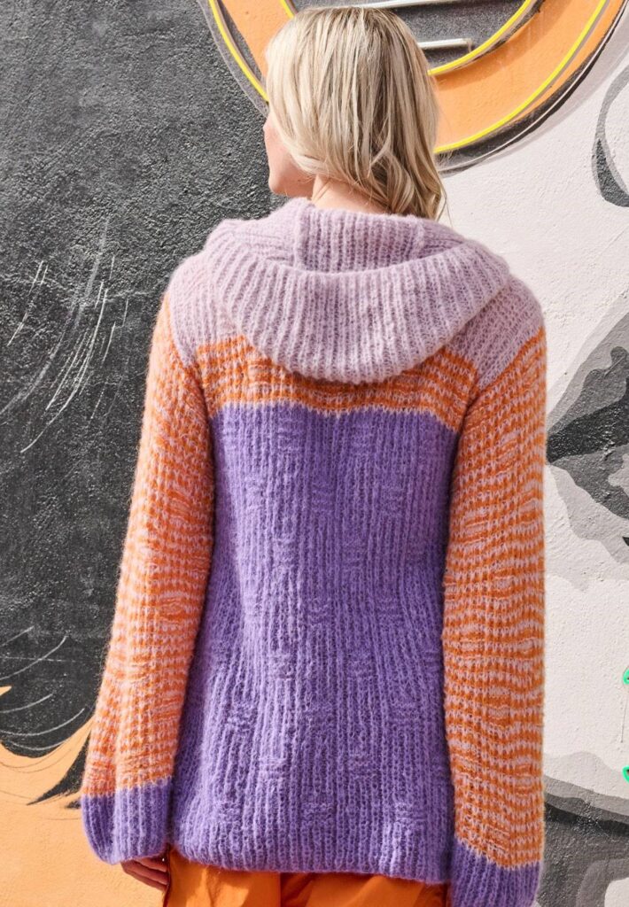 вязаный пуловер