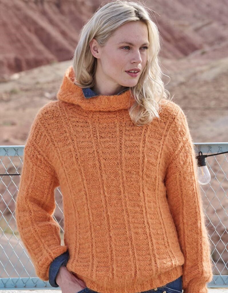 вязаный пуловер