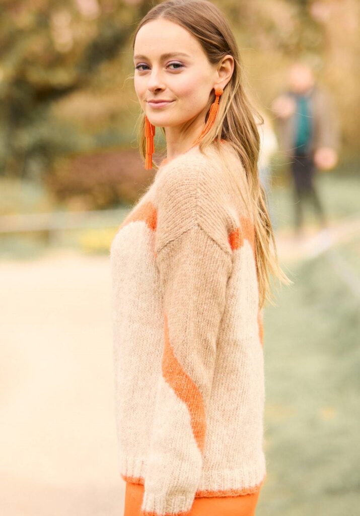 вязаный пуловер