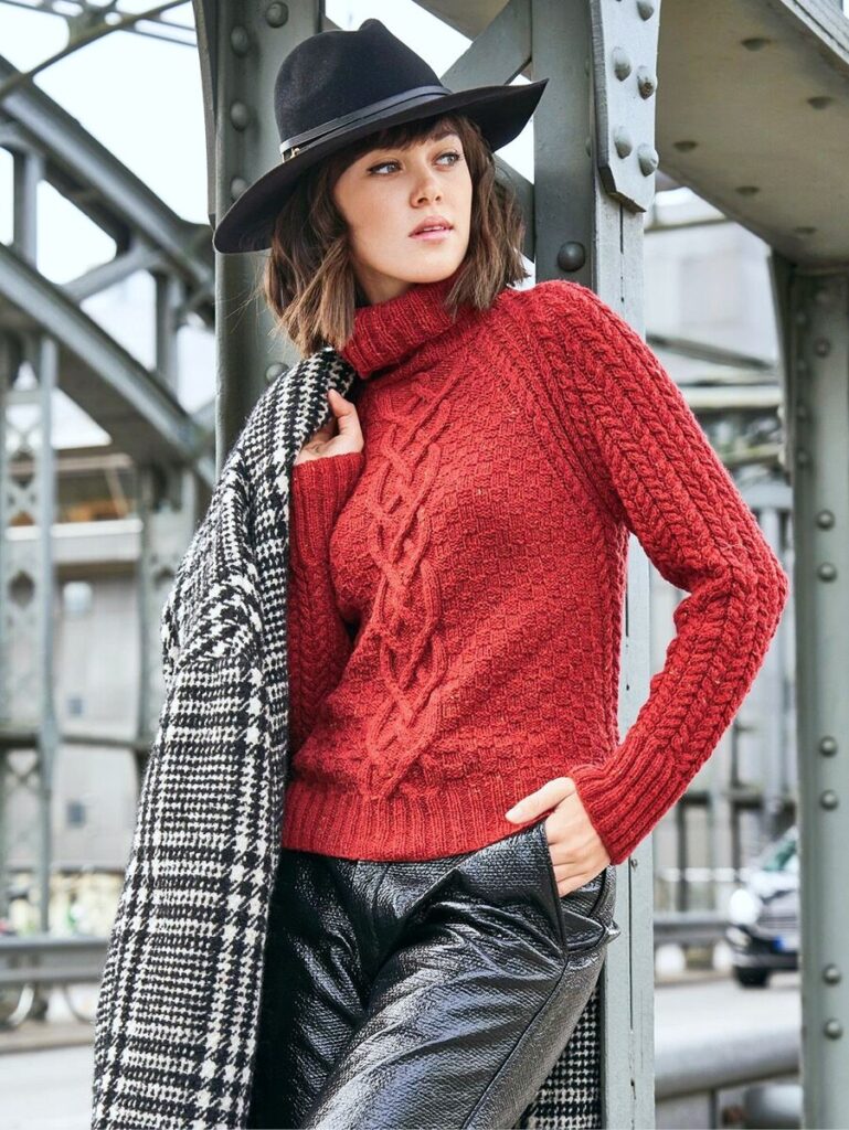 вязаный пуловер