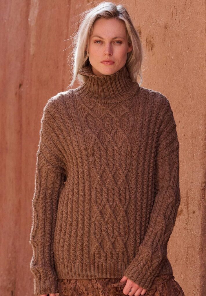 вязаный пуловер