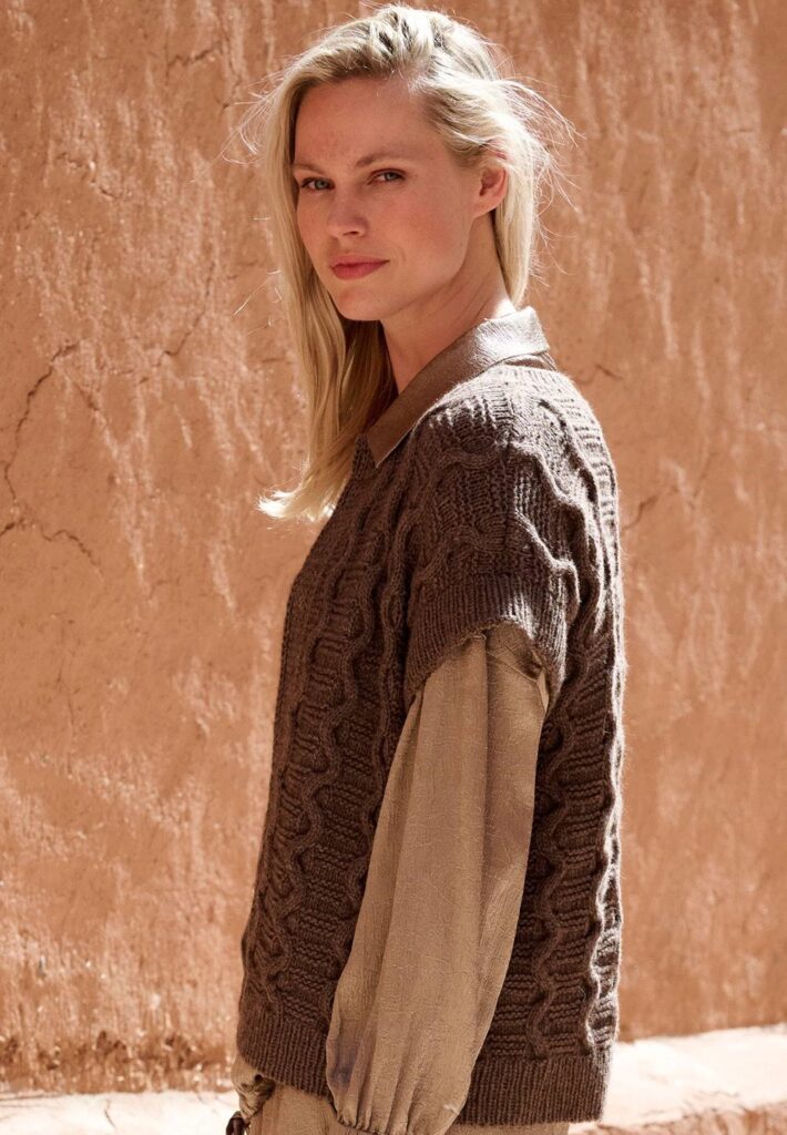 вязаный жилет