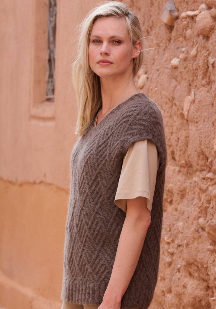 вязаный жилет