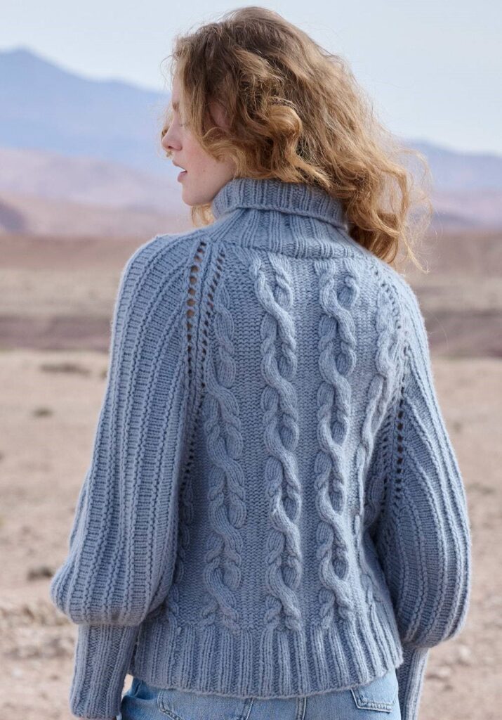 вязаный пуловер