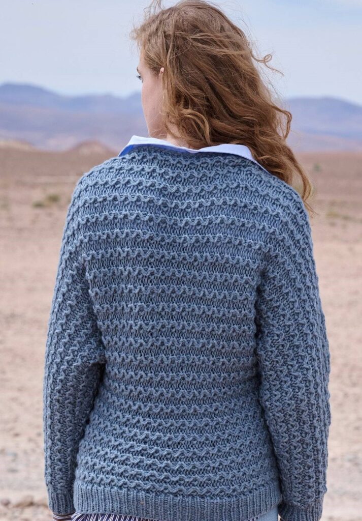 вязаный пуловер