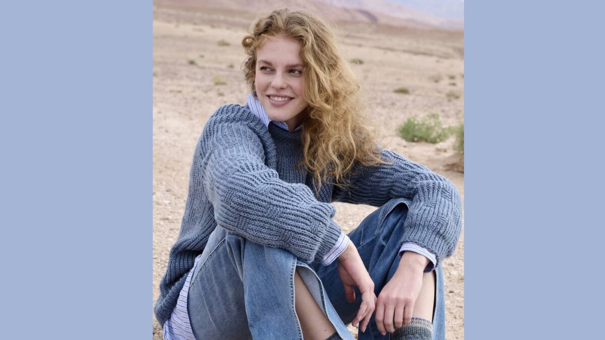 Пуловер реглан патентным узором и воротником-стойка