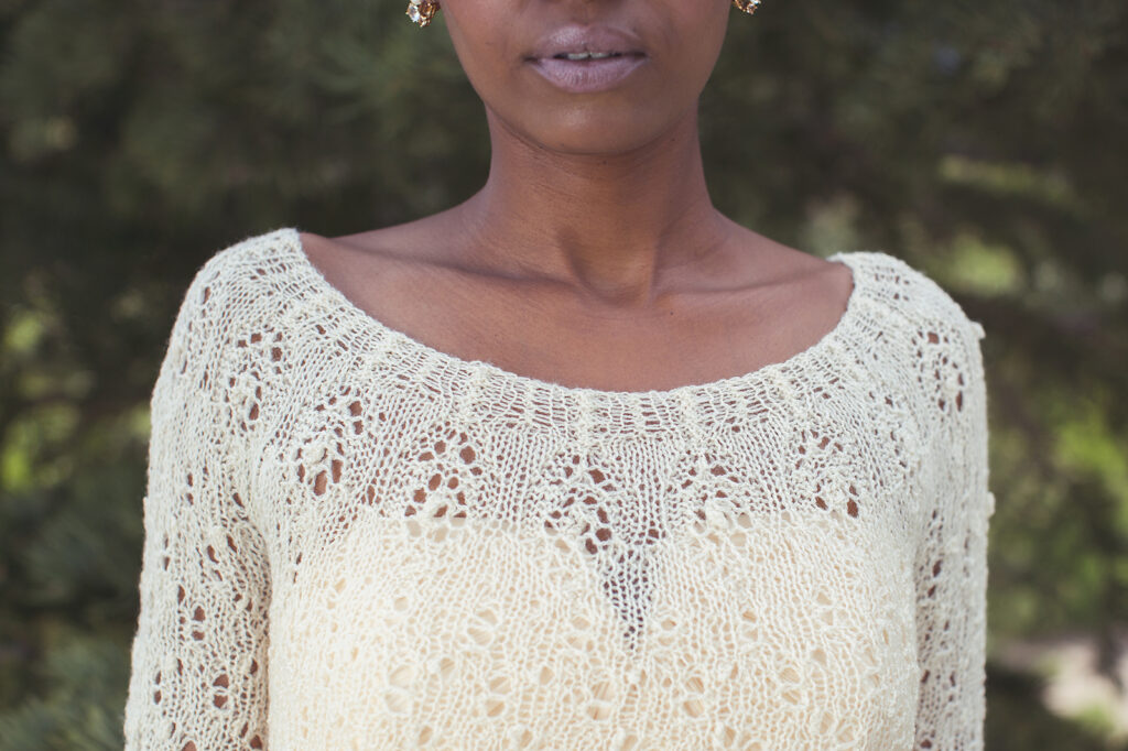 вязаный пуловер