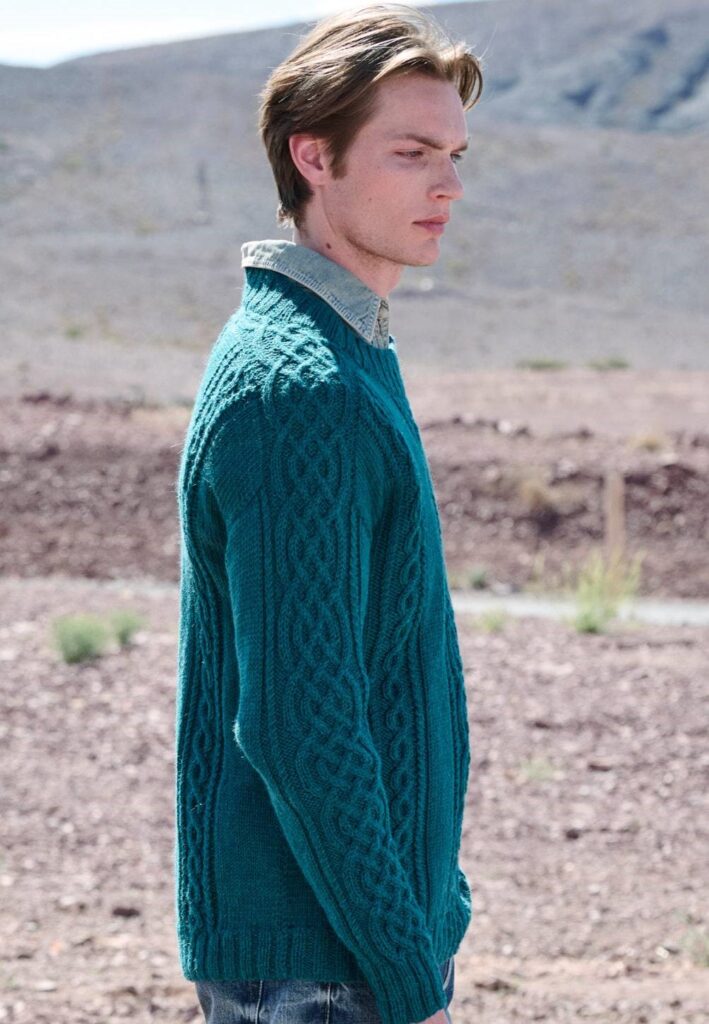 вязаный пуловер