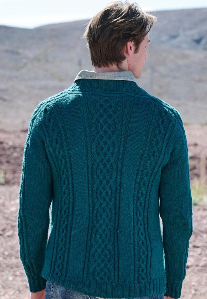 вязаный пуловер