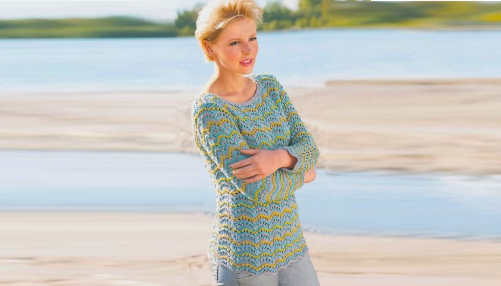 Цветной джемпер с волнистым узором