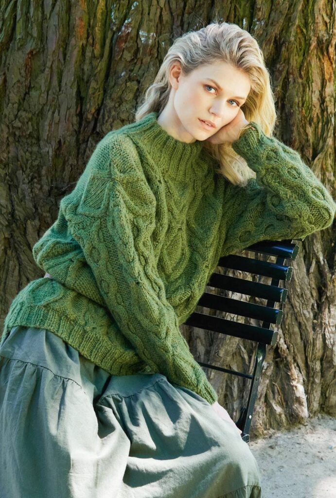 вязаный пуловер