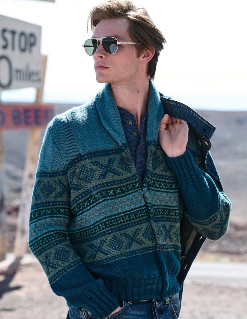 вязаный кардиган