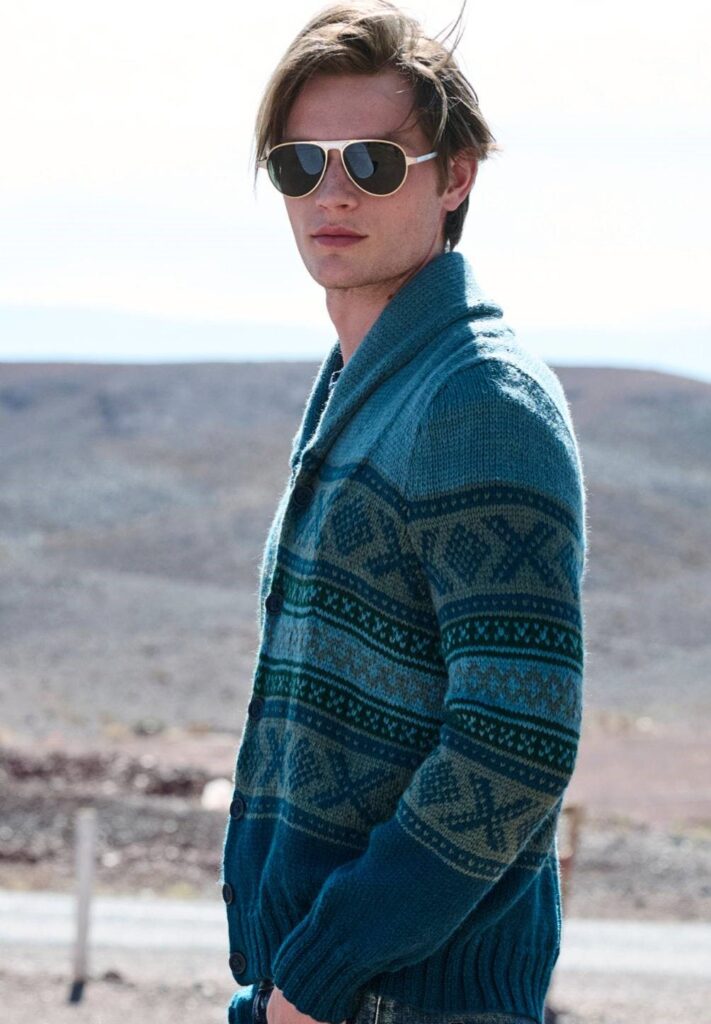 вязаный кардиган