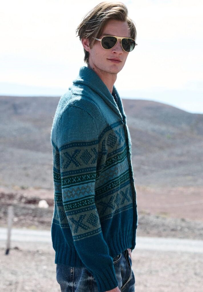 вязаный кардиган