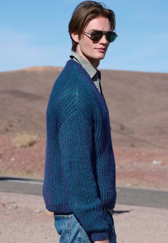 вязаный пуловер