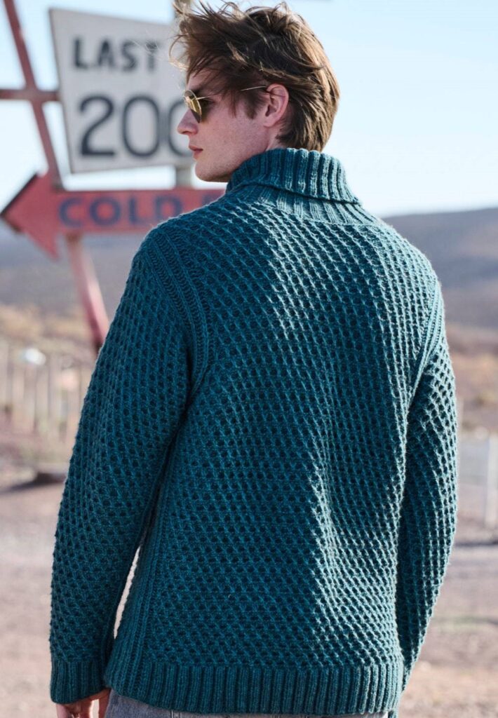 вязаный пуловер