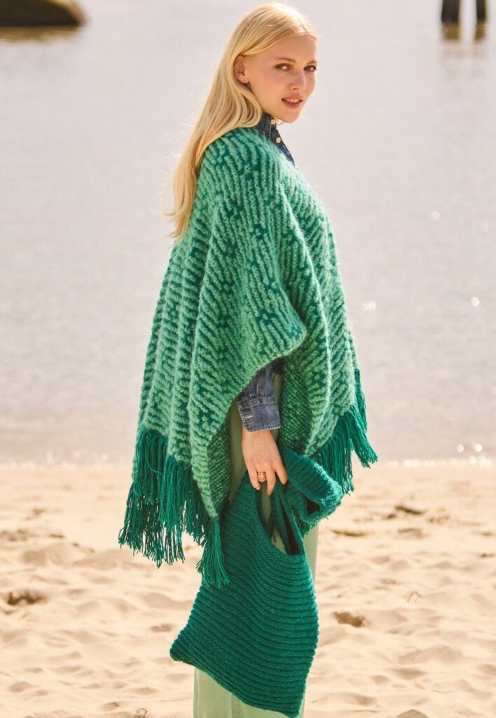 вязаное пончо