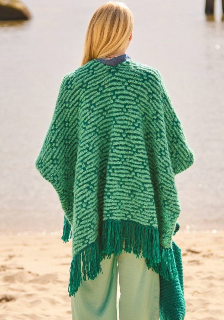 вязаное пончо