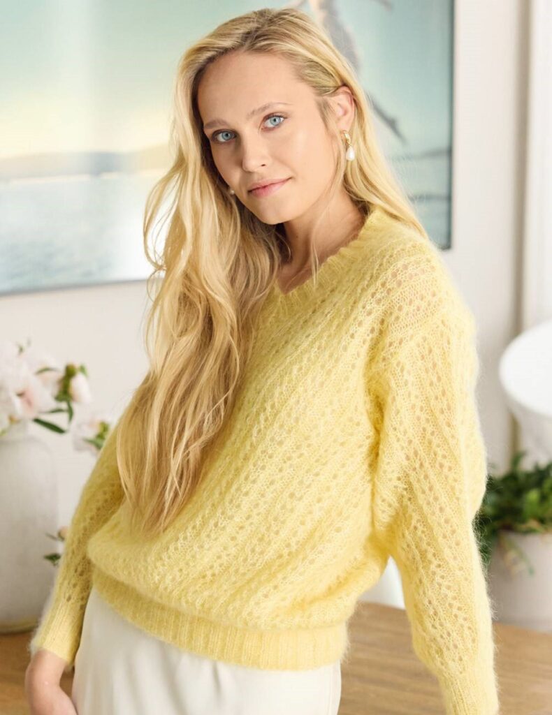 вязаный пуловер