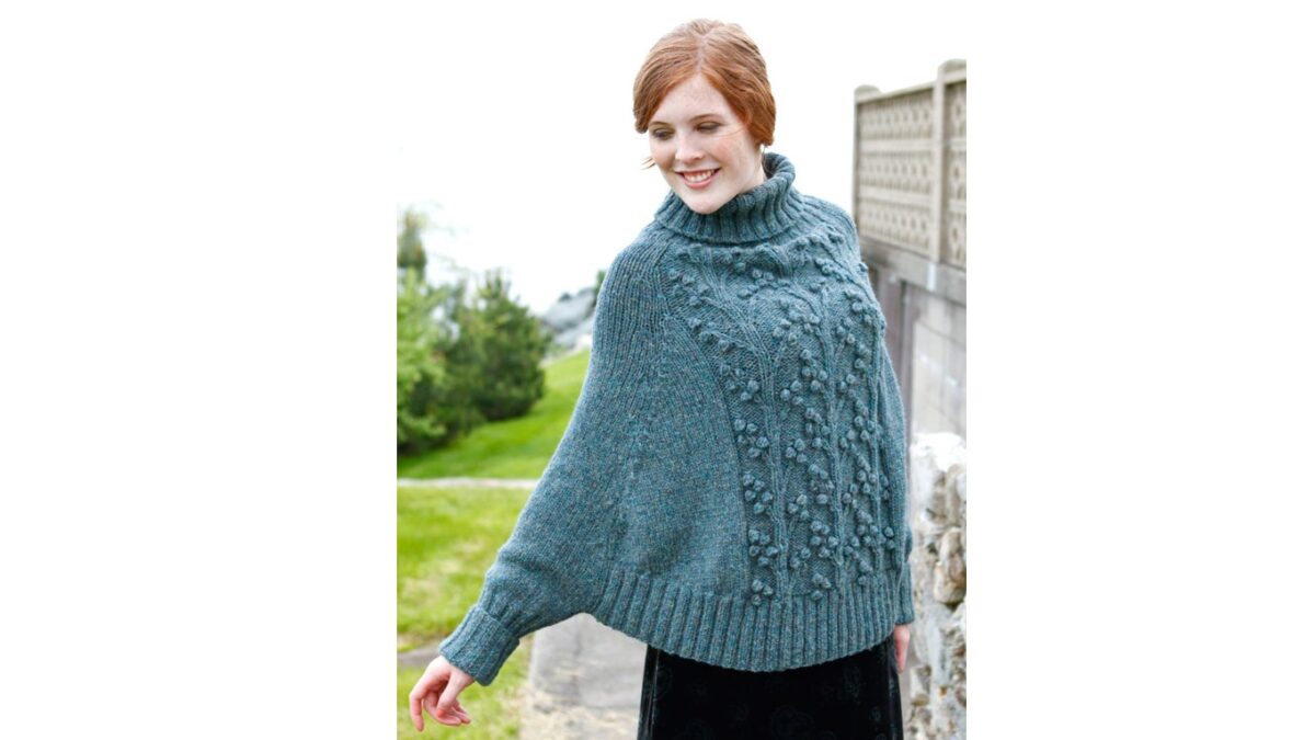 Свитер-пончо Wisteria