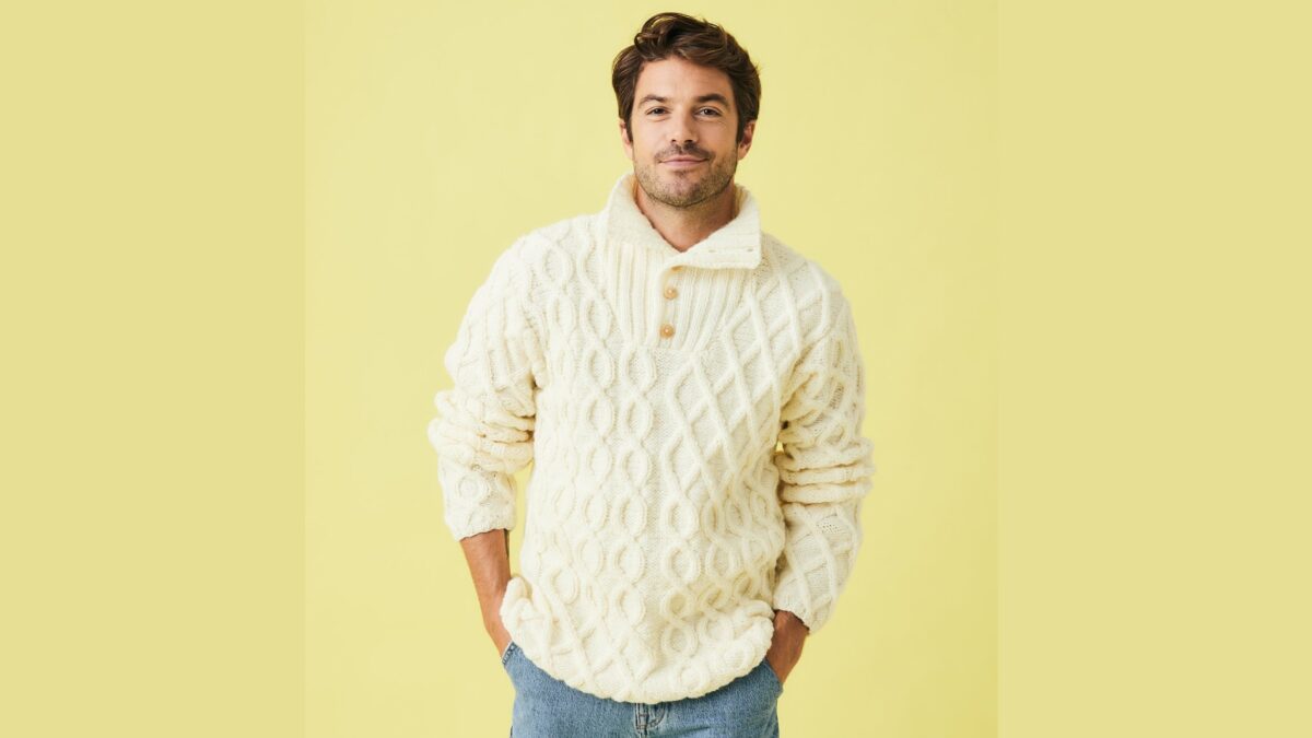 Мужской вязаный тройер