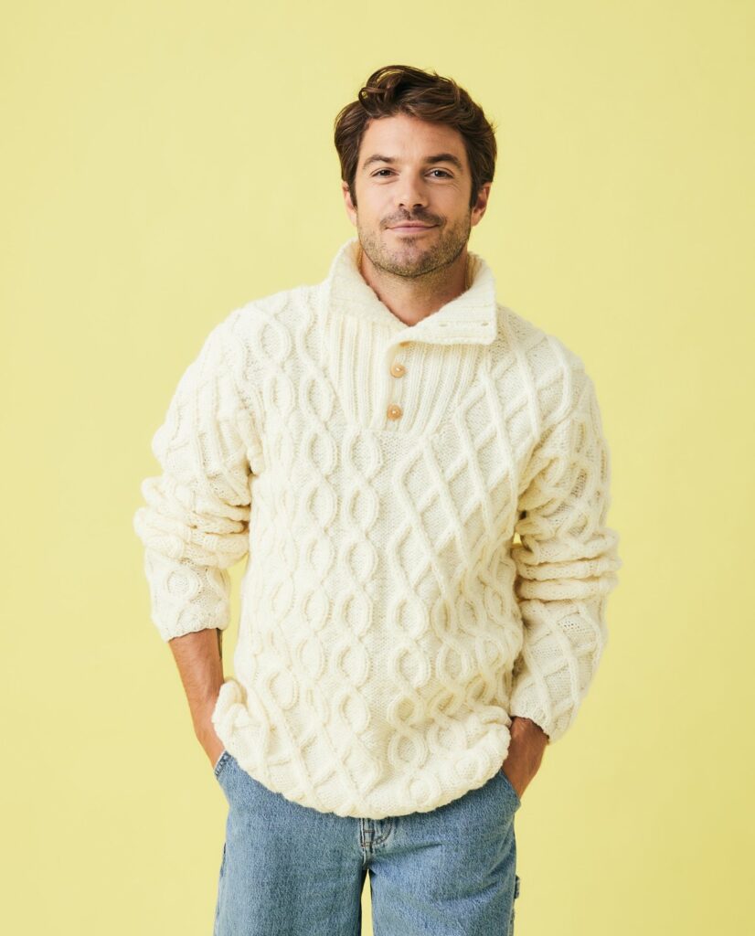 вязаный пуловер